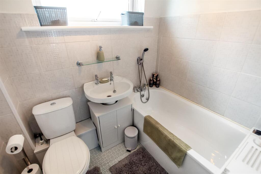 Bathroom.jpg