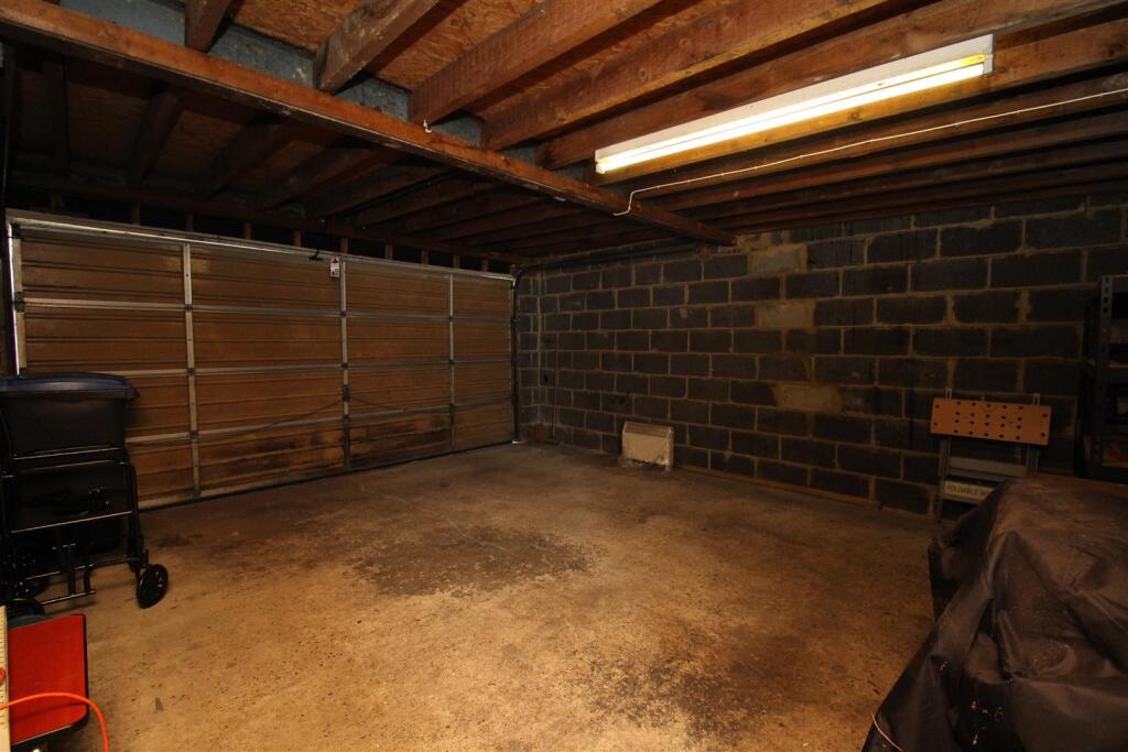 Picture 12