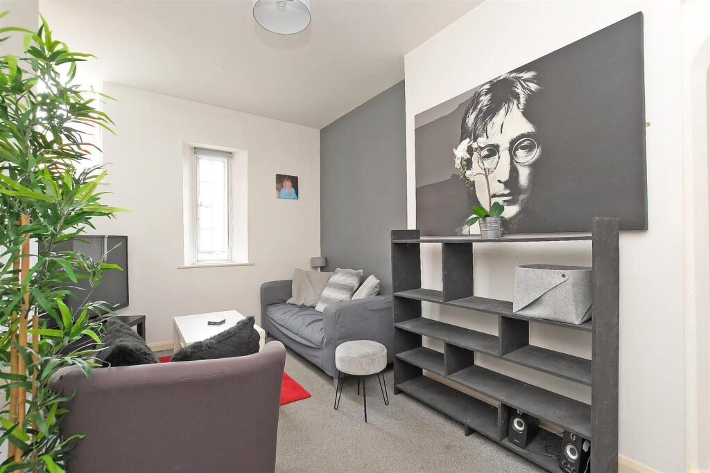 Barracks 1 Bed 2.jpg