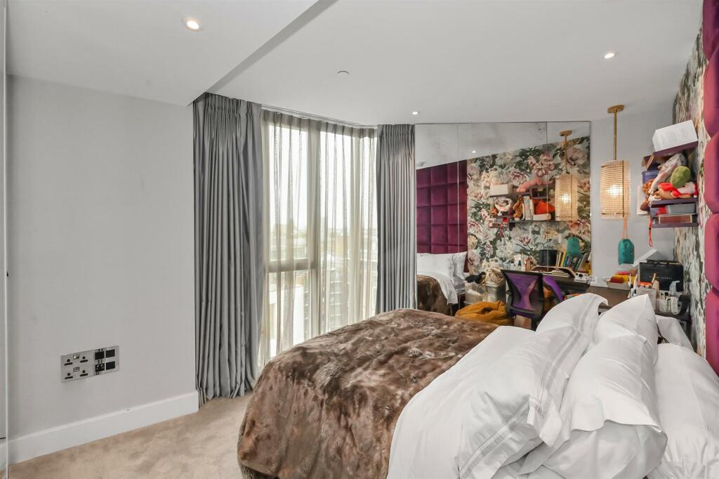 60-Sherrin-House 13.jpg