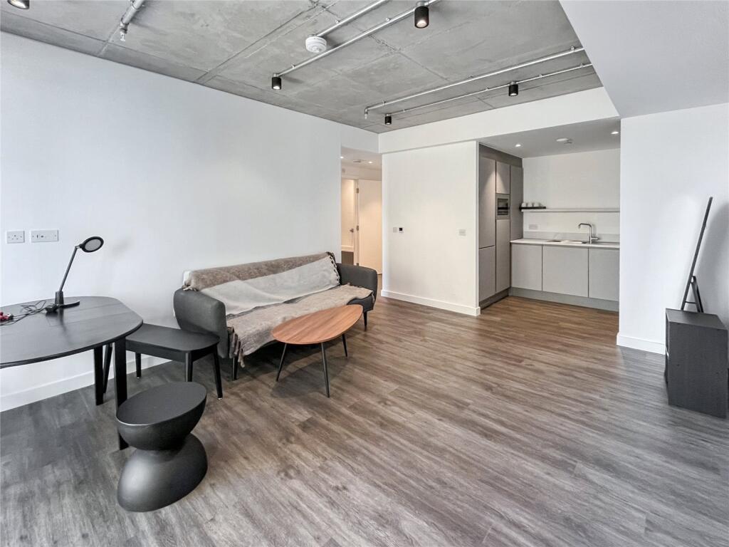 Living Room/Kitchen