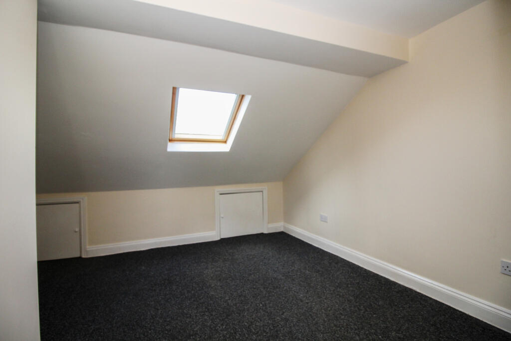 2055647__1634892979-5366-LoftRoom