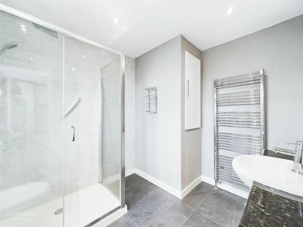 En-Suite Shower Room