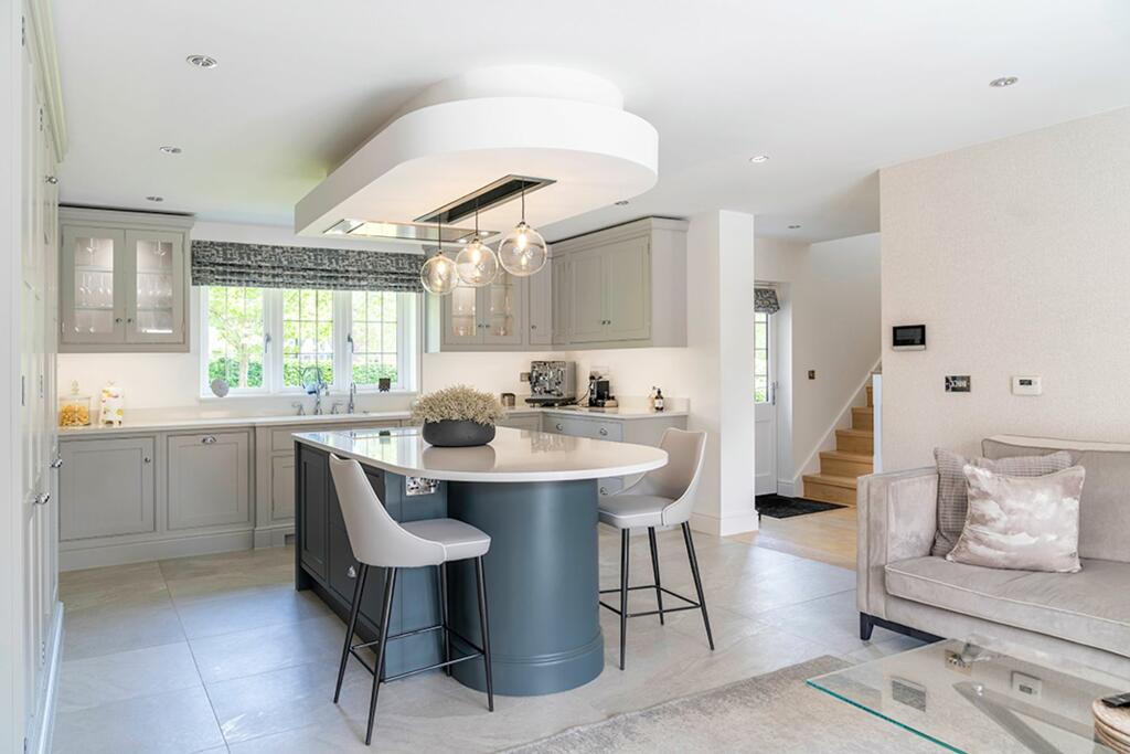 Kitchen &amp; Breakfast/Sitting Room