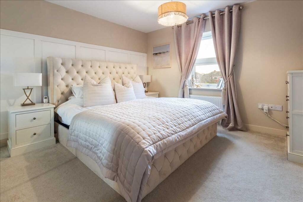 PRINCIPLE BEDROOM