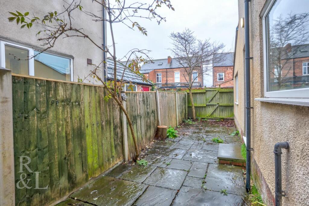 18 Rushworth Avenue (23).jpg