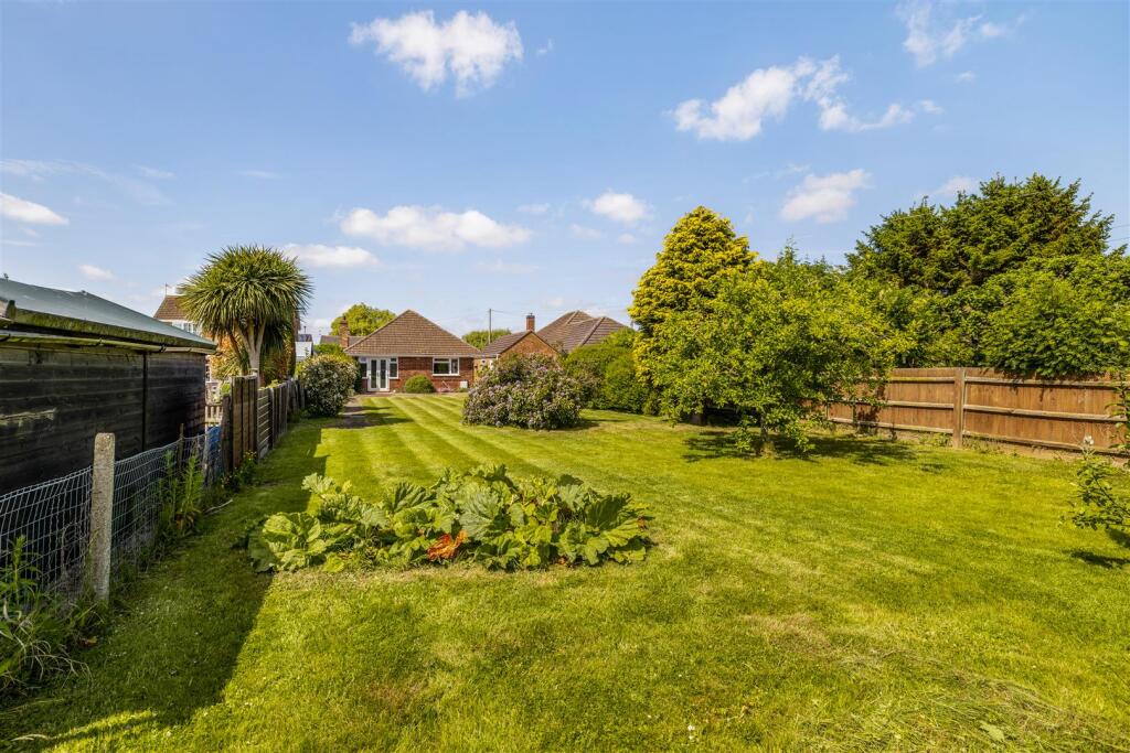 90 Tytton Lane West (Wyberton)-11.jpg