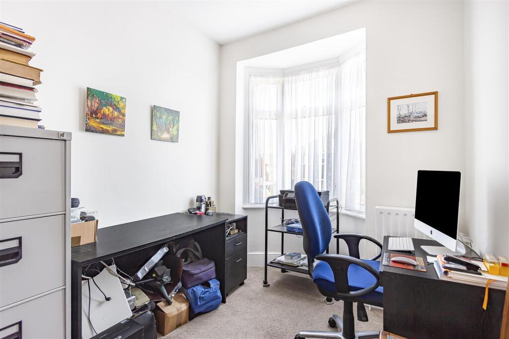 Bedroom 5 Stanwell Road - Copy.JPG