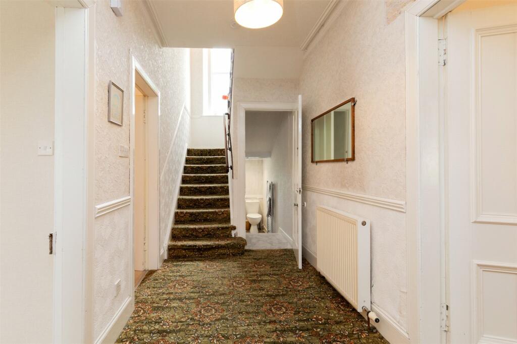 Hall/Stairs