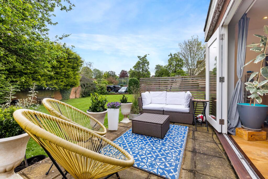 Flat 1, Stone Court Less than 3MB-16.jpg