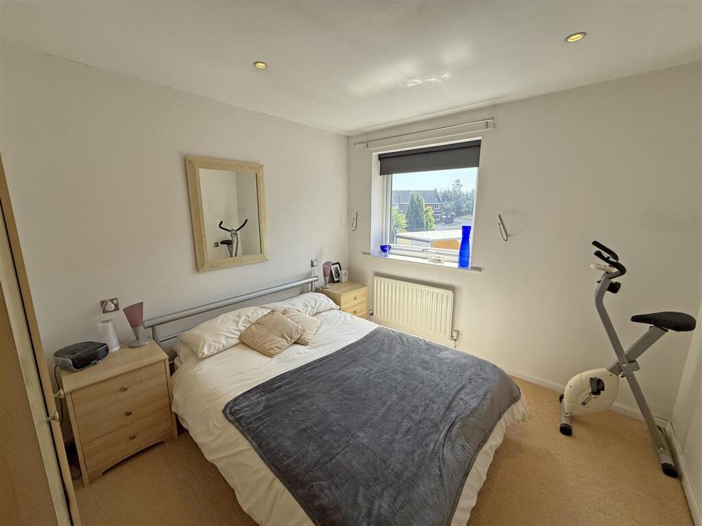 Bedroom 2.jpg