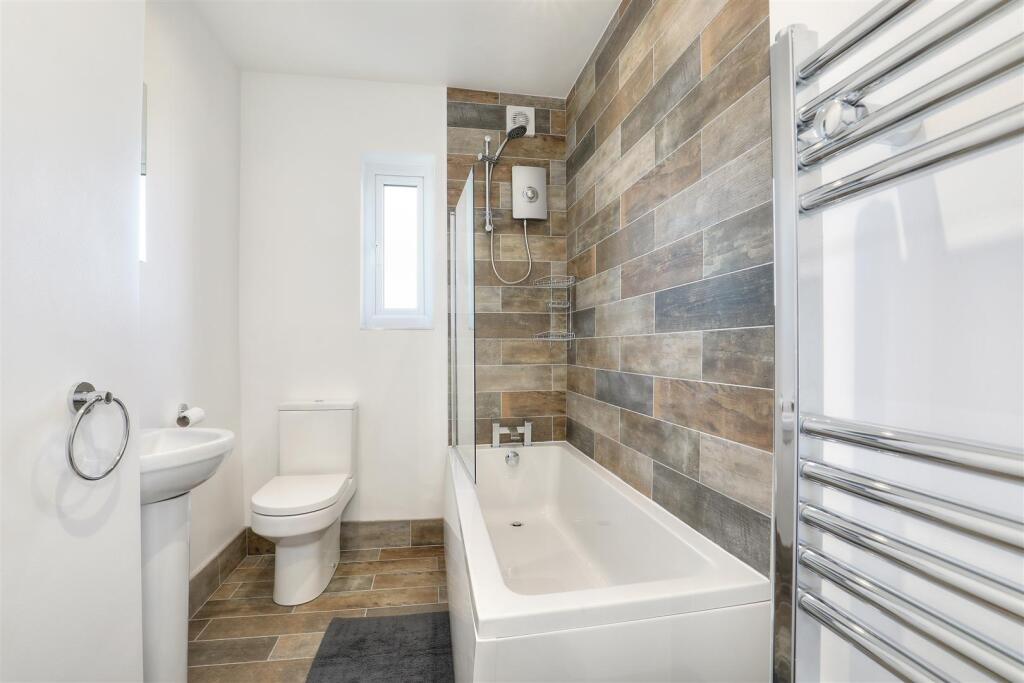 DW175047_48_50_tonemapped copy.jpg