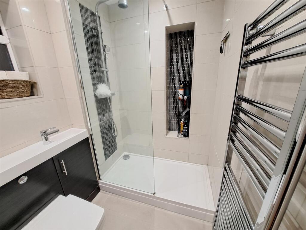 Shower Room/WC