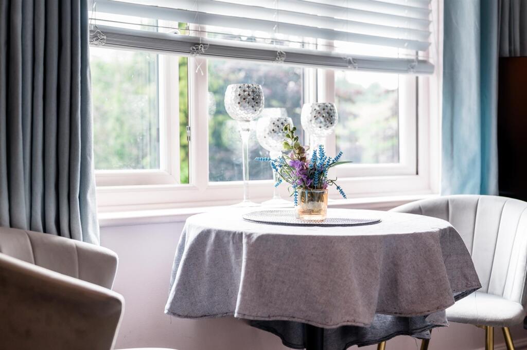 Cyril Bell Close-23.jpg