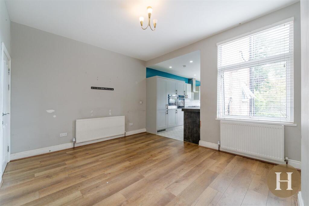 Hadleigh Estate Agents-37.jpg