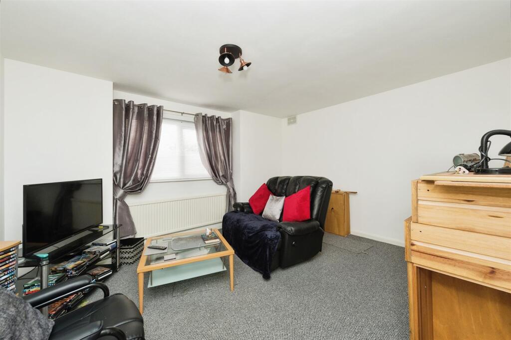 flat4yarfieldhallholbornhillmillomla185at01.jpg