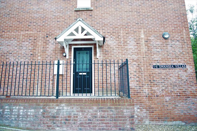 Private Entrance