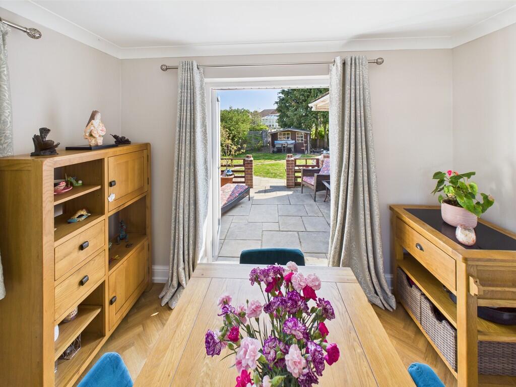 CAM05068G0-PR0016...