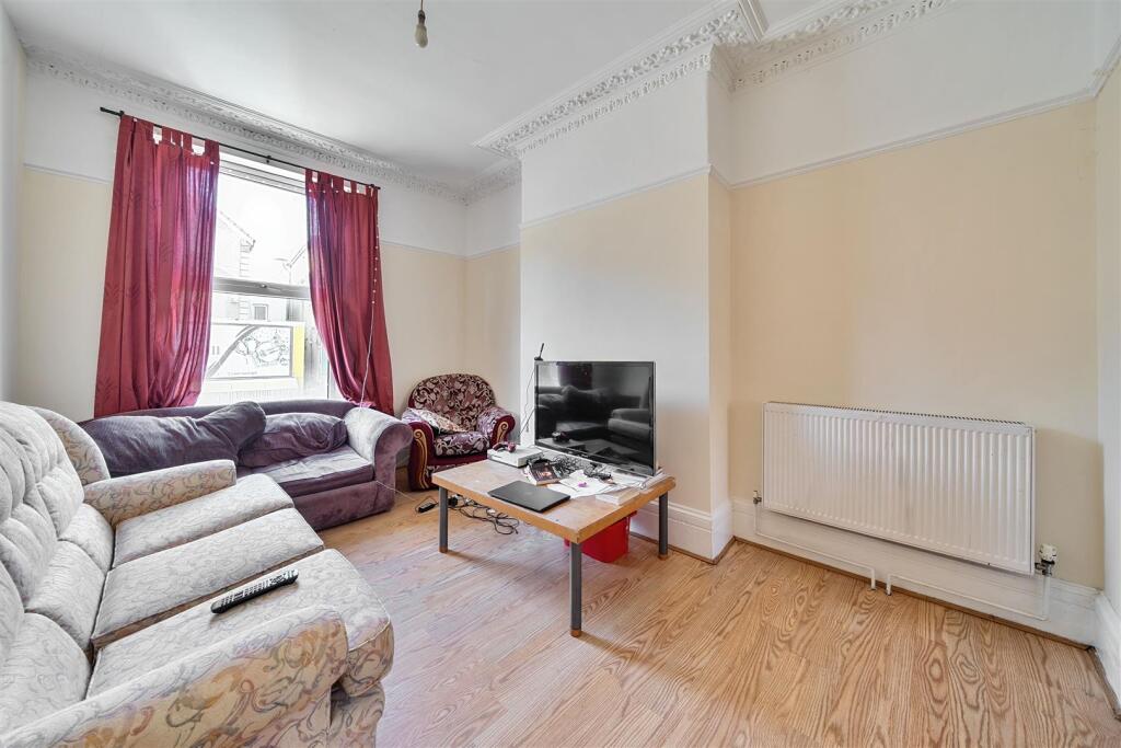 214 Cheltenham Road, Cotham, Bristol, BS6 5QU | Fr