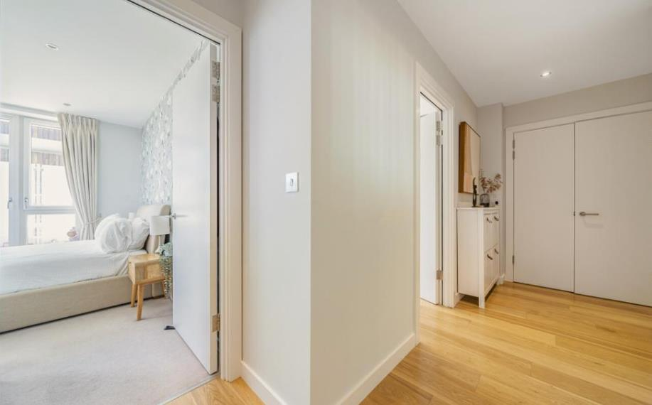 76 - 11 sheldon sq 7 24.09.png