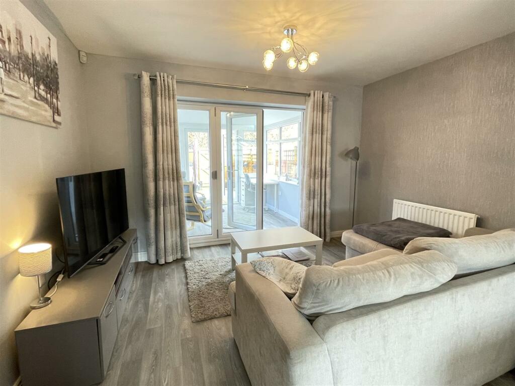 Living/Dining Kitchen