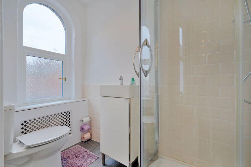 Bedroom 1 Ensuite