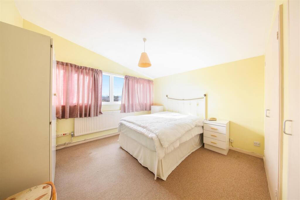 2 Eskdale Close - Hy5nYXcq3AlWxThuBbyj.jpg