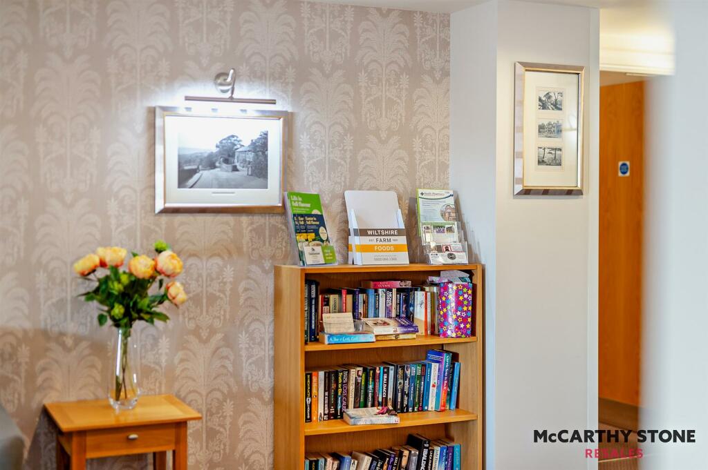 8588489-interior10-800.jpg