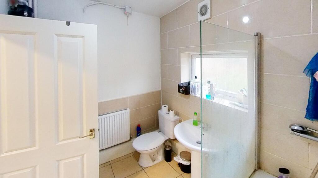 22-Filbert-Street-Bathroom.jpg