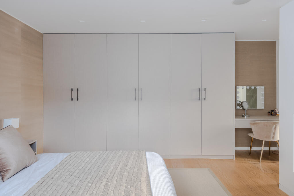 2ndFloorBedroom