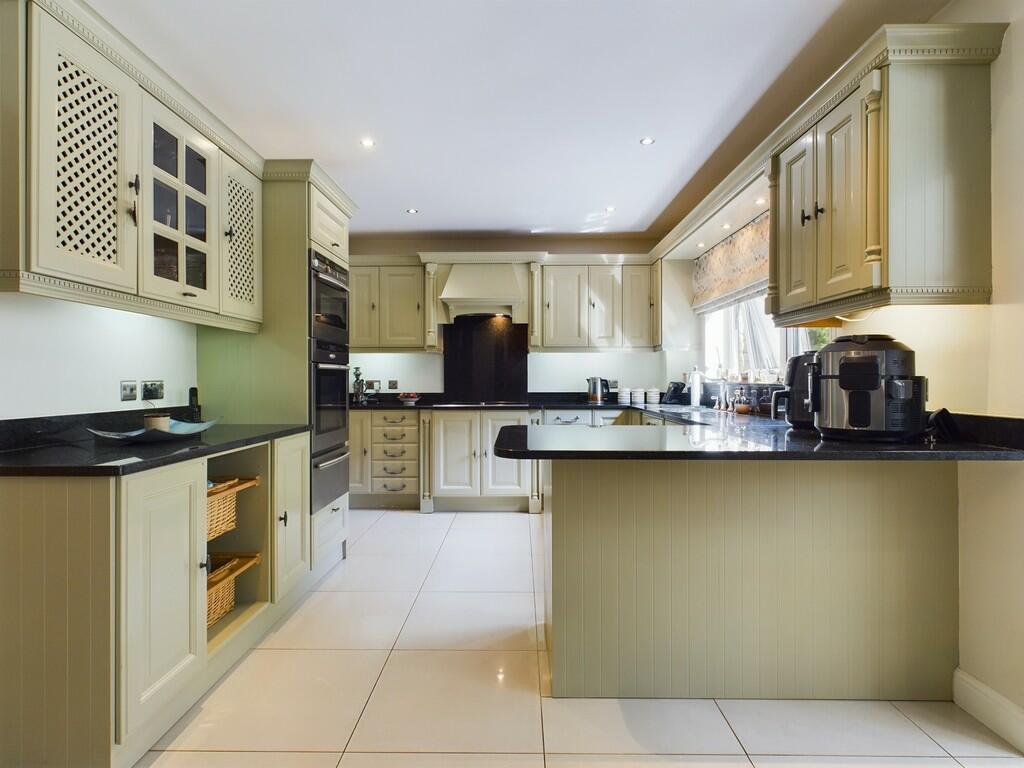 CAM02059G0-PR0165...