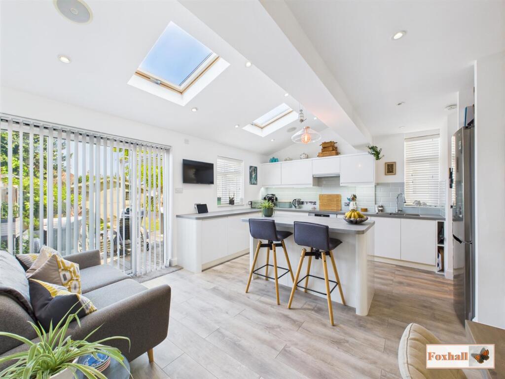 Kitchen / Dining &amp; Family Area