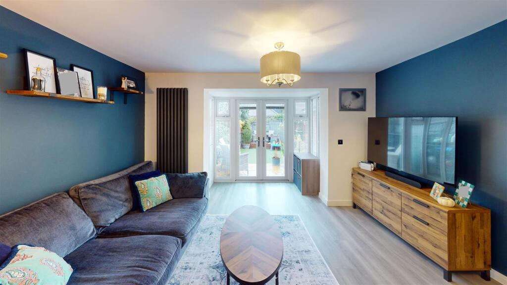 10-Buck-Living-Room TU.jpeg