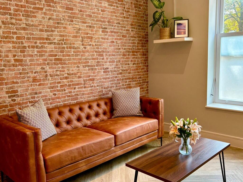 Hanger Lane, London, W5