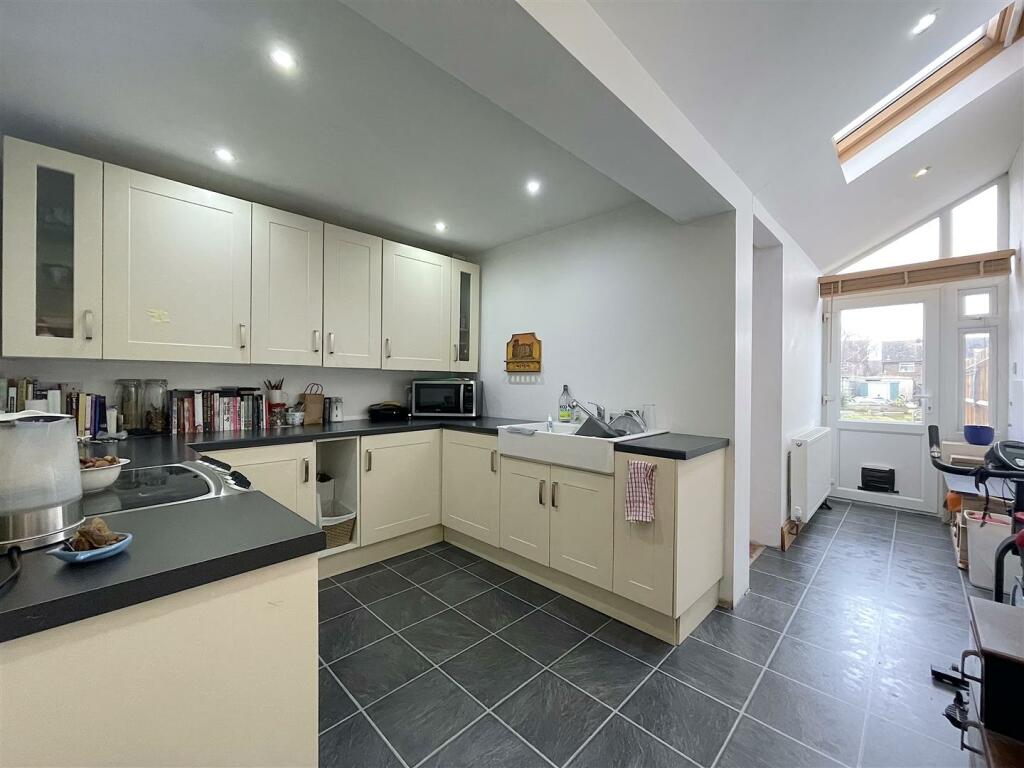 Kitchen (1).jpeg