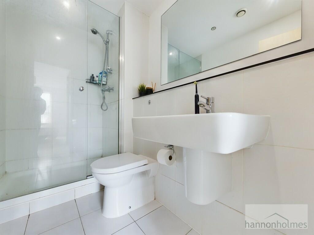 CAM01073G0-PR0155...