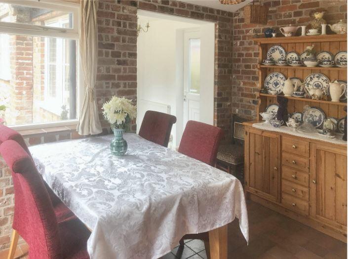 Breakfast Room