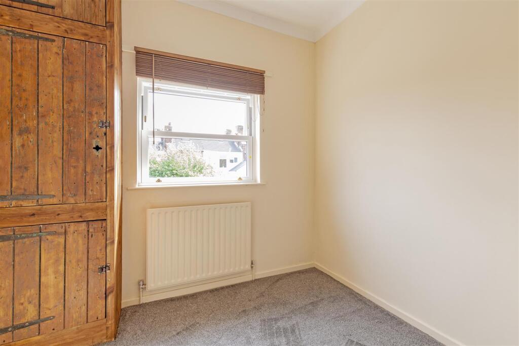 Bedroom 2-1.jpg