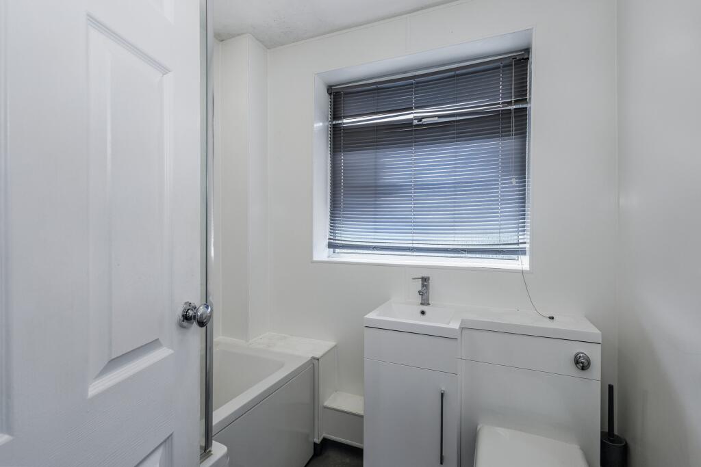 16 Nash Drive, Abingdon, Oxfordshire OX14 5PT