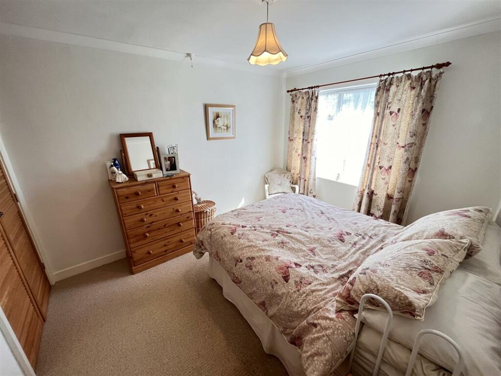 FRONT BEDROOM 1
