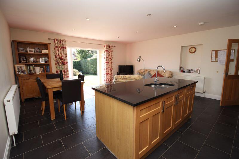 Kitchen/Living