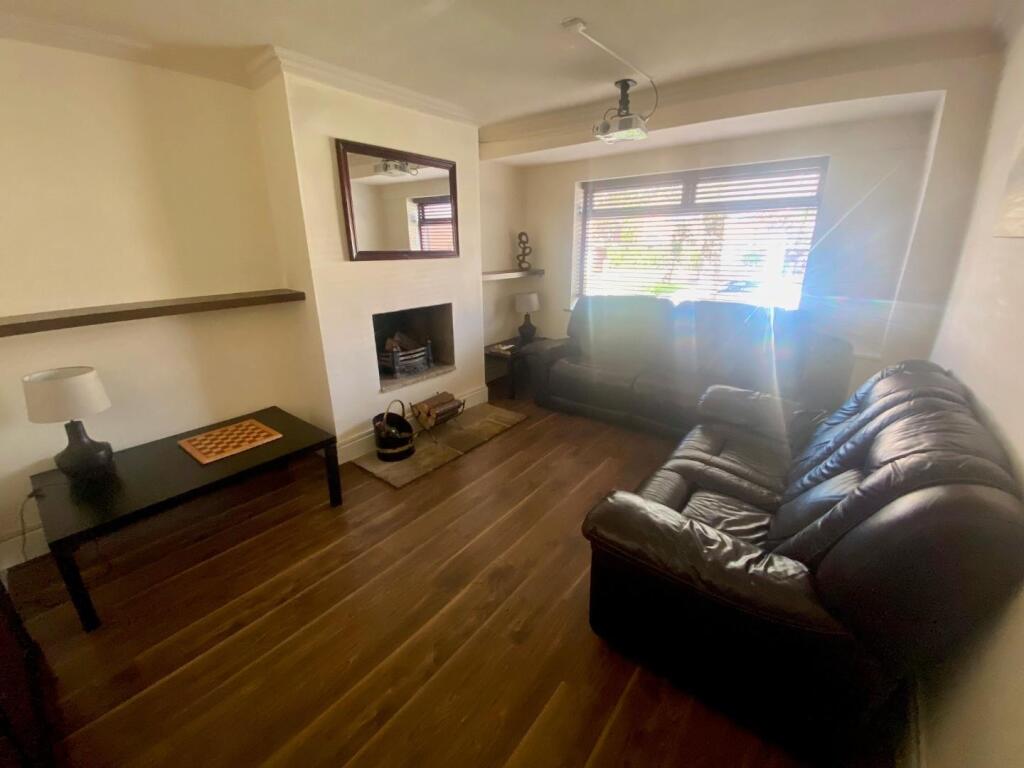 lounge.jpg