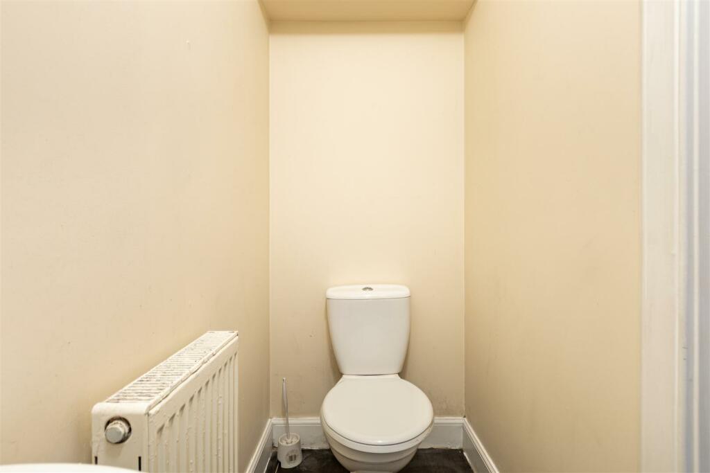 3 Wilderhaugh Court Galashiels 24.JPG