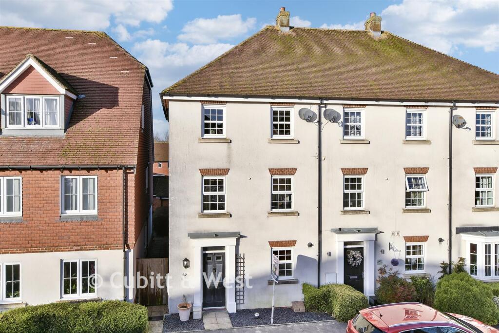 Brookfield Drive, Horley, Surrey