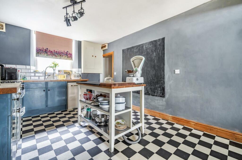 OPEN PLAN LOUNGE/KITCHEN/DINER