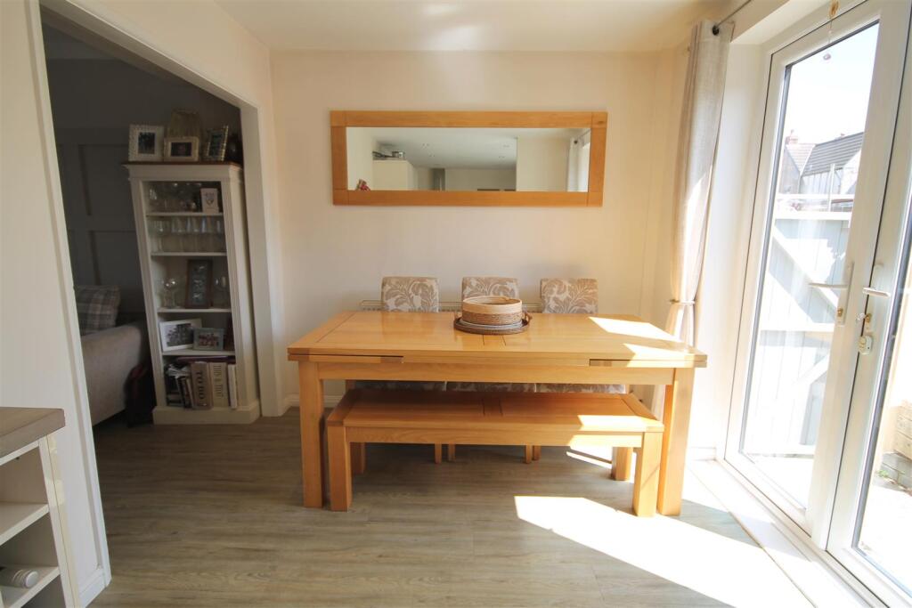 LR Dining Area.JPG