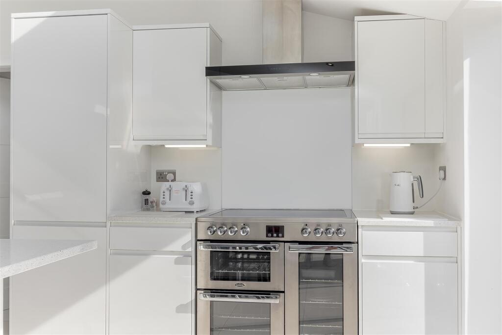 Living Dining Kitchen - F.jpg