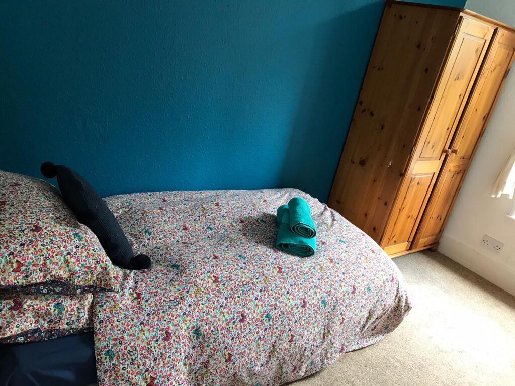 Room 8