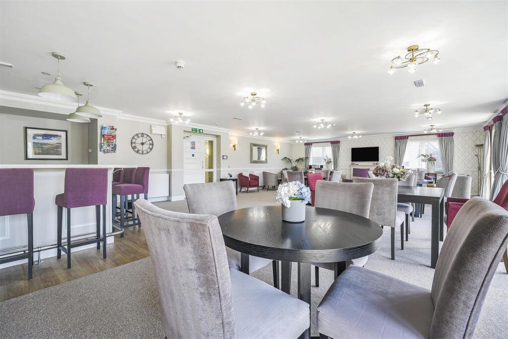 Owners Lounge (4).jpg