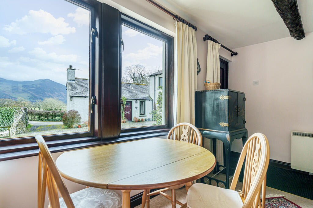 Living / Dining R...